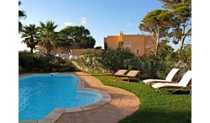 Location Villa Ibiza Piscine Privée Bord de Mer Cala Vadella Iles Baléares Espagne
