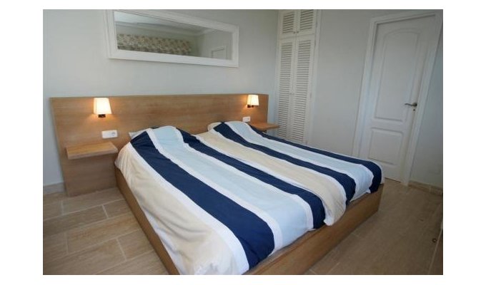 Location Villa de Luxe Ibiza Piscine Privée Bord de Mer Es Cubells Iles Baléares Espagne