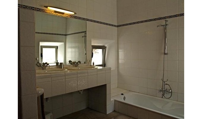 Location Villa Ibiza Piscine Privée Bord de Mer Cala d'Hort Iles Baléares Espagne