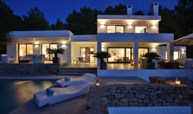 Location Villa de Luxe Ibiza Piscine Privée Bord de Mer Cala Tarida Iles Baléares Espagne