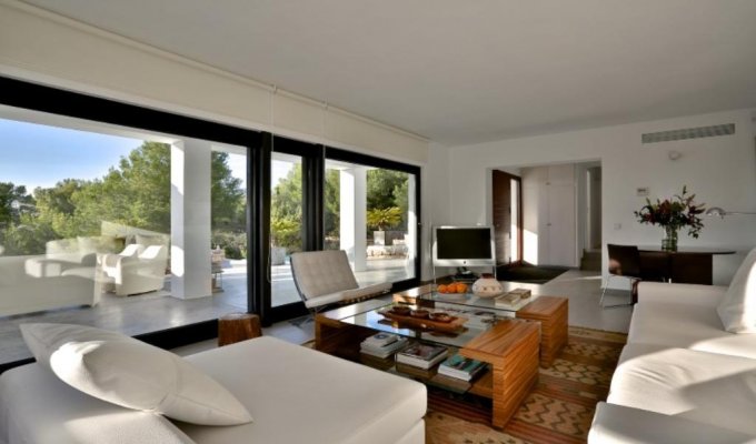 Location Villa de Luxe Ibiza Piscine Privée Bord de Mer Cala Tarida Iles Baléares Espagne