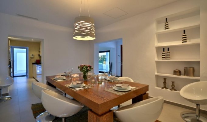 Location Villa de Luxe Ibiza Piscine Privée Bord de Mer Cala Tarida Iles Baléares Espagne