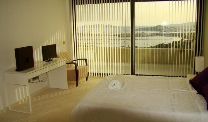 Location Villa de Luxe Ibiza Piscine Privée Bord de Mer Eivissa Iles Baléares Espagne
