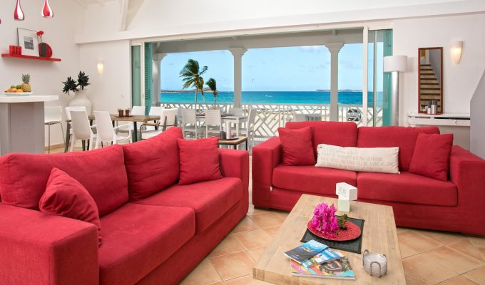 Location Appartement Baie Orientale Saint-Martin sur la plage avec Piscine