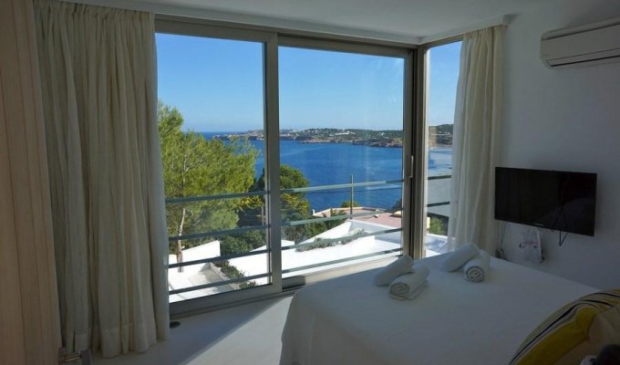 Location Villa de Luxe Ibiza Piscine Privée Pieds dans l'Eau Cala Moli Iles Baléares Espagne