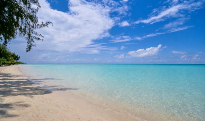 Location Villa Ile Maurice Pieds dans l'eau Pointe aux Canonniers plage et piscine privée
