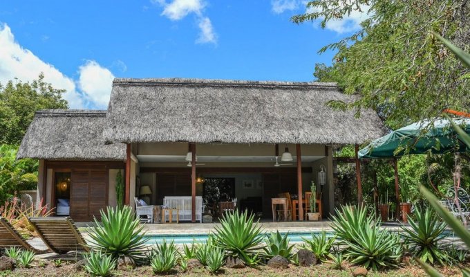 Location Bungalow Ile Maurice Pieds dans l'eau plage Trou aux Biches