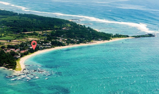 Location villa Ile Maurice pieds dans l'eau à Trou d'Eau Douce 500m de l'île aux Cerfs