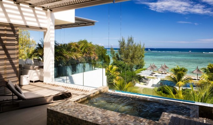 Ile Maurice Location Penthouse Riviere Noire sur la plage et proche commerces