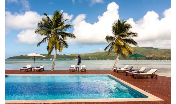 Location Bungalows sur la plage à Praslin, Seychelles