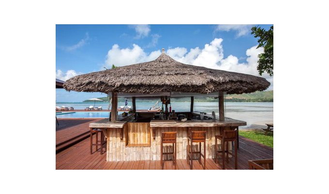 Location Bungalows sur la plage à Praslin, Seychelles