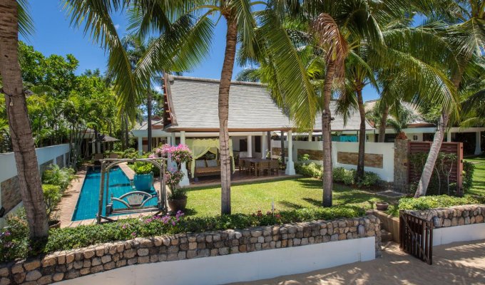 Location Villa Koh Samui sur la plage à Maenam