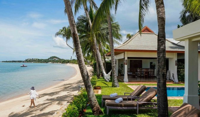 Location Villa Koh Samui sur la plage à Maenam