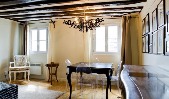  Location vacances Appartement Paris Chatelet Louvre à 10 mns à pied du Louvre