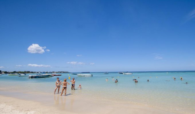 Location Appartement Ile Maurice à Trou aux Biches avec personnel et accès privé à la plage