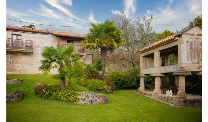 Location maison vacances au coeur de la côte sud de Galice avec piscine privée