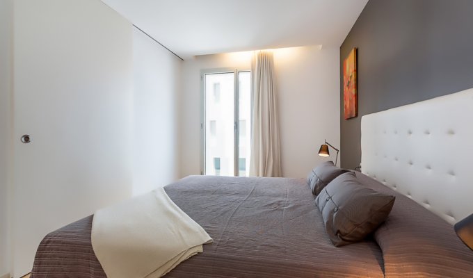 Location appartement barcelone Plage piscine Wifi clim terrasse