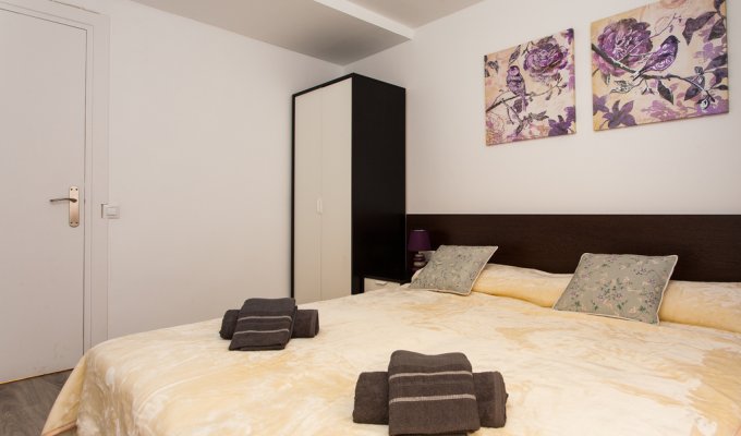 Location appartement barcelone Gracia Wifi climatisation