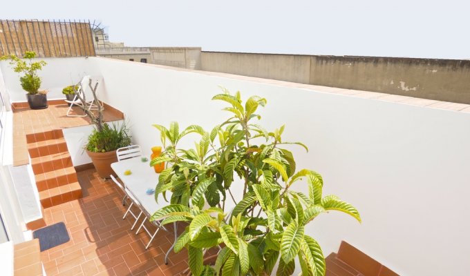 Location appartement barcelone Las Ramblas Wifi climatisation terrasse
