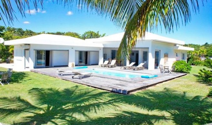 Location Villa Guadeloupe pieds dans l’eau piscine privée Saint François