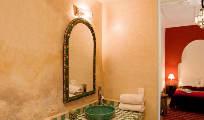 Salle de bain  Riad de Charme à Marrakech 