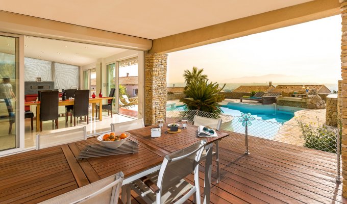 Marseille location villa Provence Bord de Mer avec piscine privee et vue mer