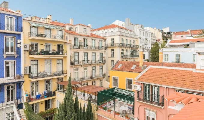 Location Appartement Portugal Lisbon Chiado avec terrasse sur les toits de Lisbonne