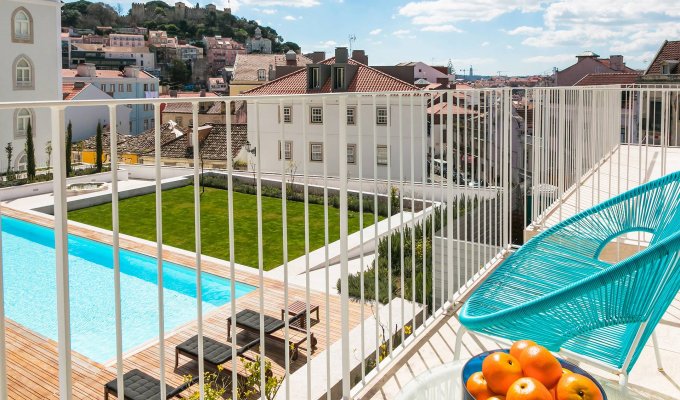 Location Appartement Portugal Lisbon Graca avec piscine et vue sur le Castelo Sao Jorge, Lisbonne