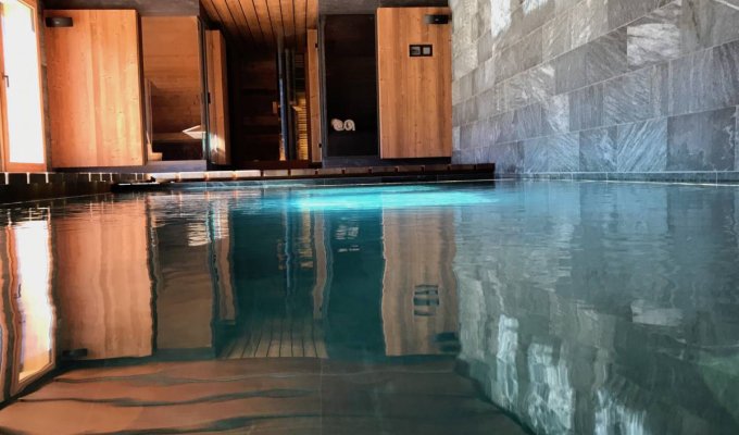 Location Chalet Luxe Serre Chevalier pied des pistes piscine interieure spa services conciergerie