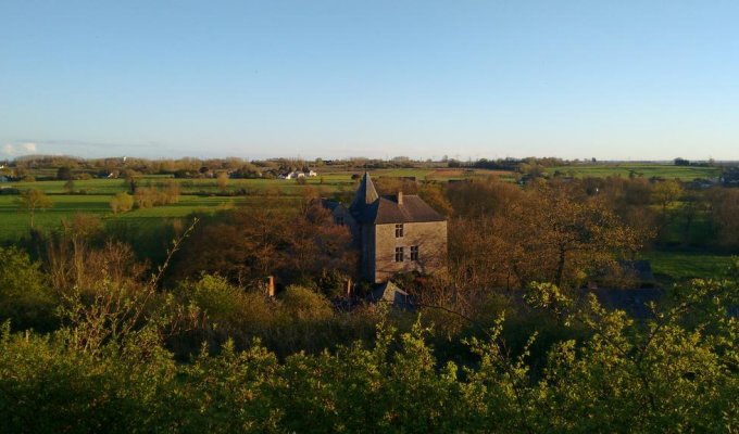 Pays de la Loire Location Chateau avec piscine entre Saumur et Angers,