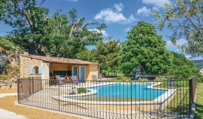 Sainte- Craux-à-Lauze location villa Provence Luberon avec piscine privée