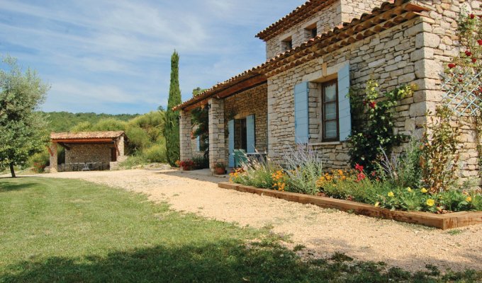 Sainte- Craux-à-Lauze location villa Provence Luberon avec piscine privée