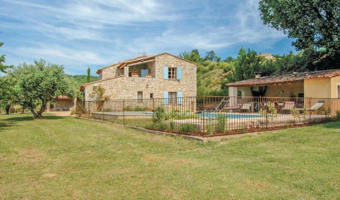 Sainte- Craux-à-Lauze location villa Provence Luberon avec piscine privée