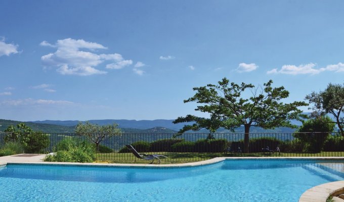 Sainte- Craux-à-Lauze location villa Provence Luberon avec piscine privée