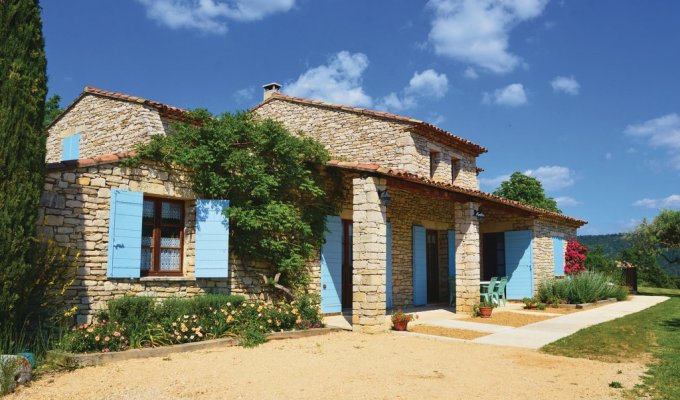 Sainte- Craux-à-Lauze location villa Provence Luberon avec piscine privée