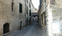 Uzes photo #46