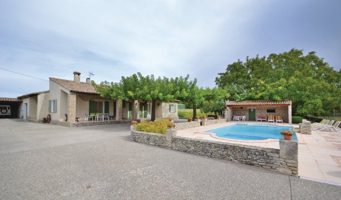 Location Maison de Vacances Luberon avec Piscine privee