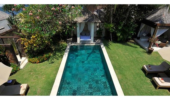 Indonesie Bali Location Villa sur la plage avec piscine privée et personnel