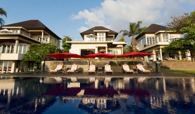 Indonesie Bali Location Villa sur la plage avec piscine privée et personnel