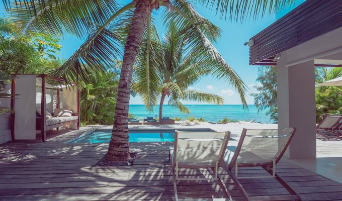 Location Villa Ile Maurice pieds dans l'eau à Pereybere près de Grand Baie