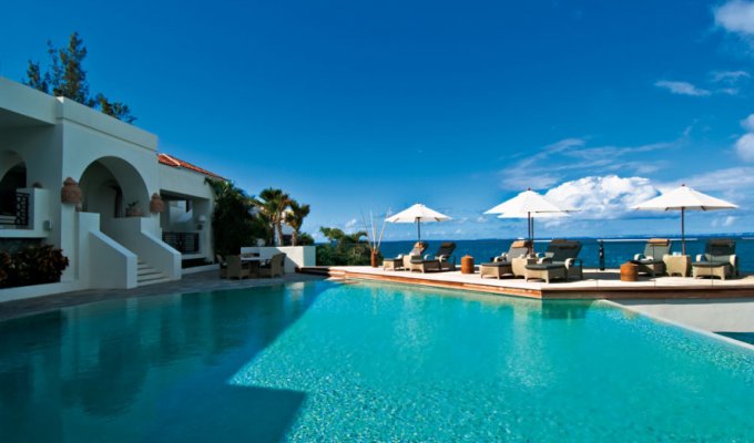 Location Villa de Luxe sur la plage avec piscine privée - Baie Rouge - Saint Martin - Terres Basses - Caraibes - Antilles Françaises