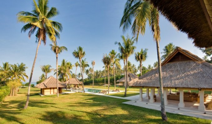 Lombok, Location Villa de Luxe sur la plage de Sira Beach, Lombok