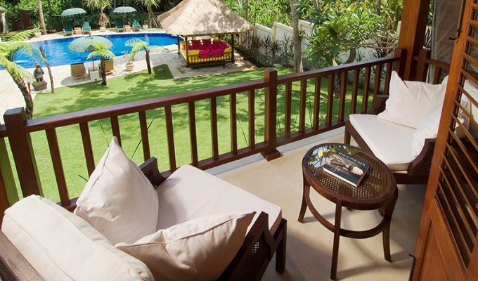 Location Villa Canggu Bali avec piscine privée et personnel 