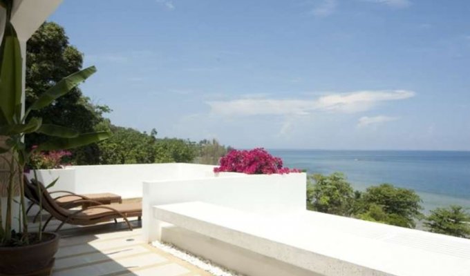 Location Appartements de vacances, Kamala, Phuket. Location de vacances dans résidence de luxe avec toutes commodités, piscine, service de chambre, salle de gym