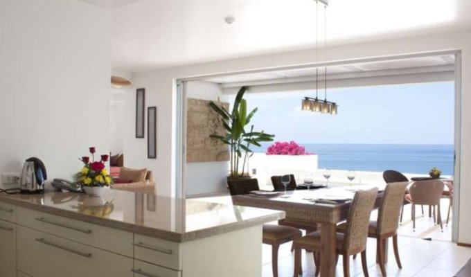 Location Appartements de vacances, Kamala, Phuket. Location de vacances dans résidence de luxe avec toutes commodités, piscine, service de chambre, salle de gym