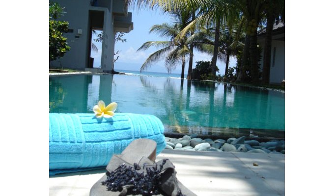 Indonesie Bali Location Appartement Manggis sur la plage avec piscine privée et petit déjeuner