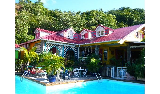 locations bungalows studios chambres aux iles des Saintes