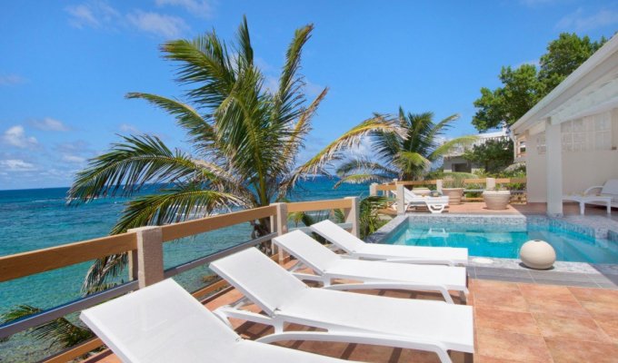 St Maarten Location Villa Dawn Beach sur la plage avec piscine 