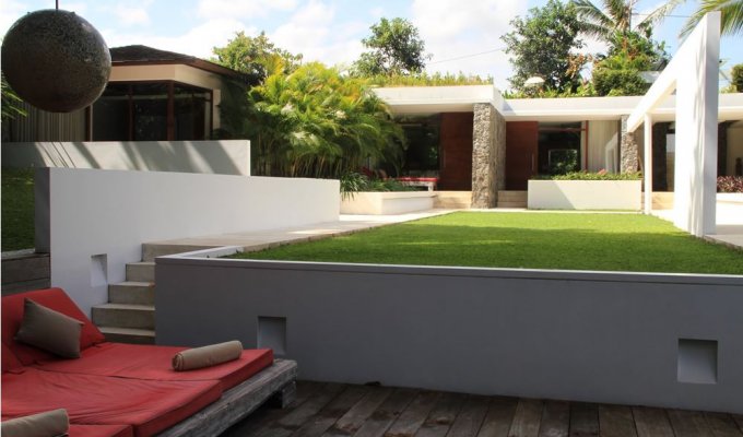 Location Villa Canggu Bali avec piscine privée et personnel 