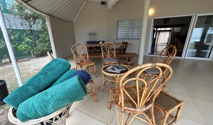 Location villa Ile Maurice Pieds dans l'eau plage Trou aux Biches avec personnel
